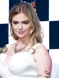 Kate Upton is a Stunning Blonde babe