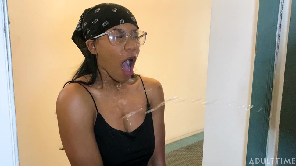 The Lesbian Potion 04