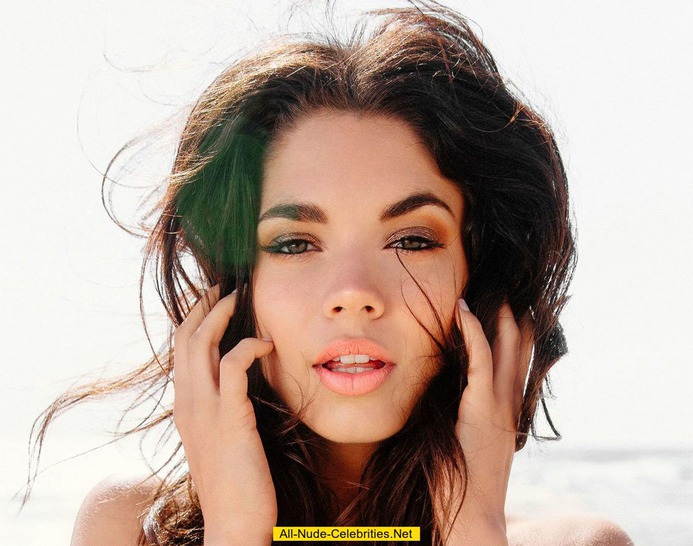 Aarika Wolf Is An Attractive Girl  09