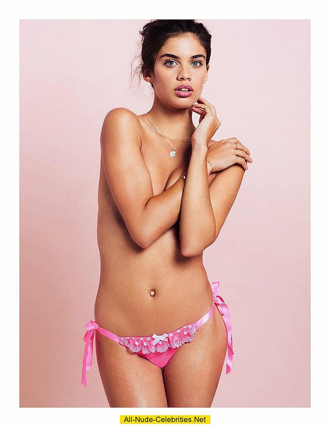 Sara Sampaio In Sexy Lingeries And Braless 01