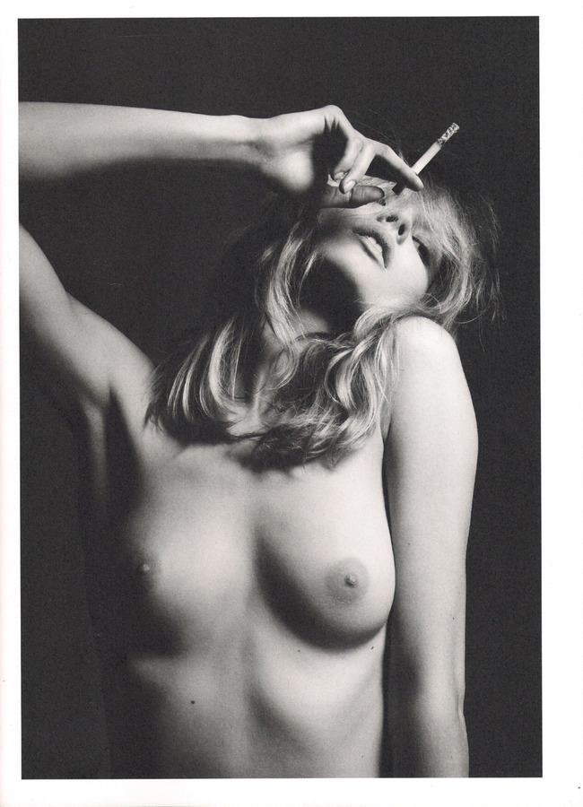 Magdalena Frackowiak Nude Pics 01