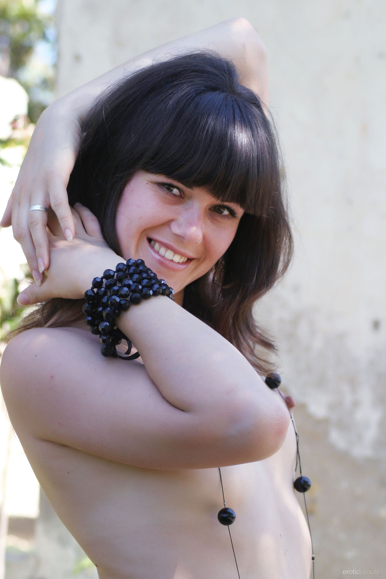 Presenting Larina A 20
