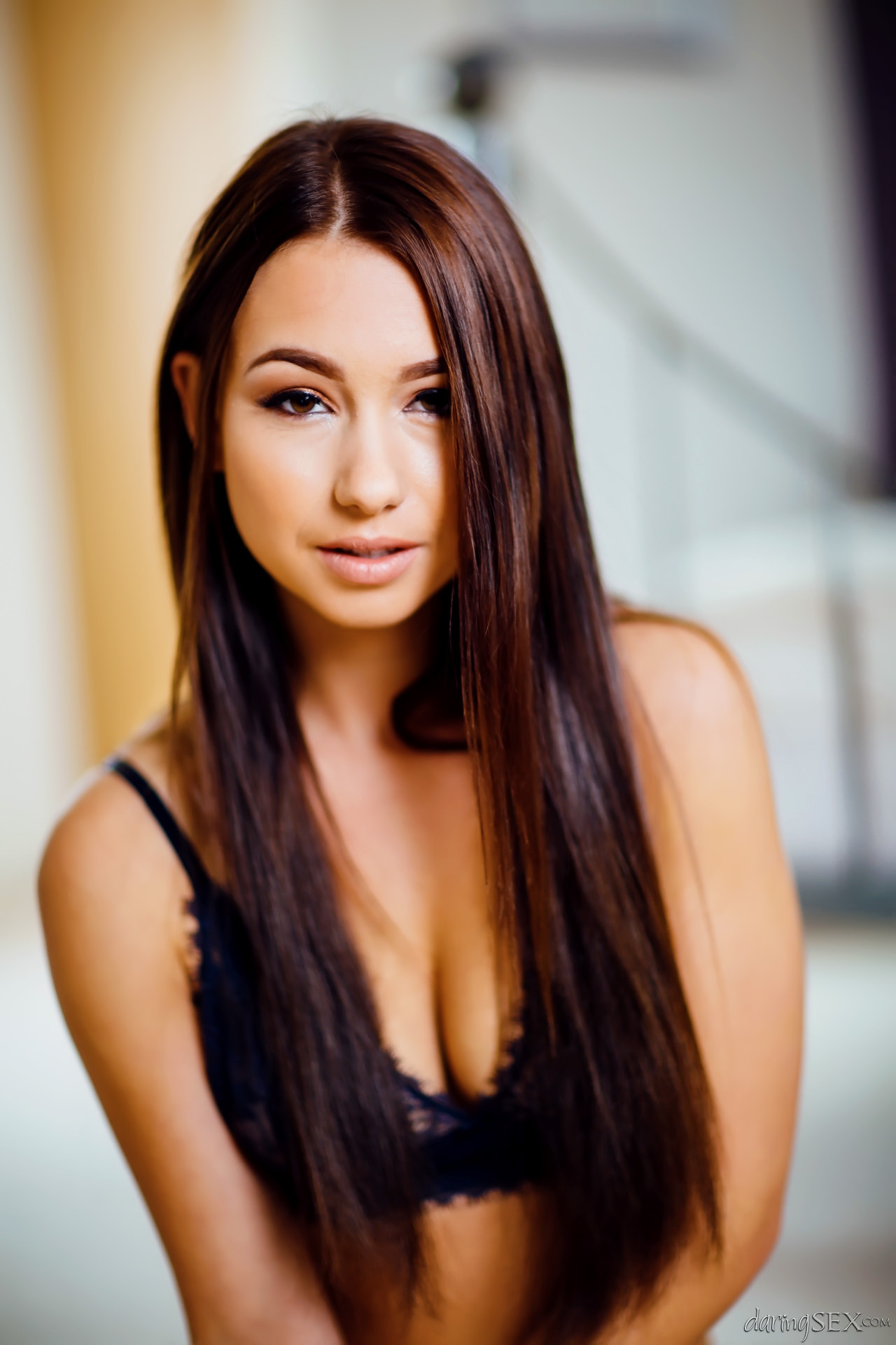 Hot Brunette Taylor Sands Posing 01