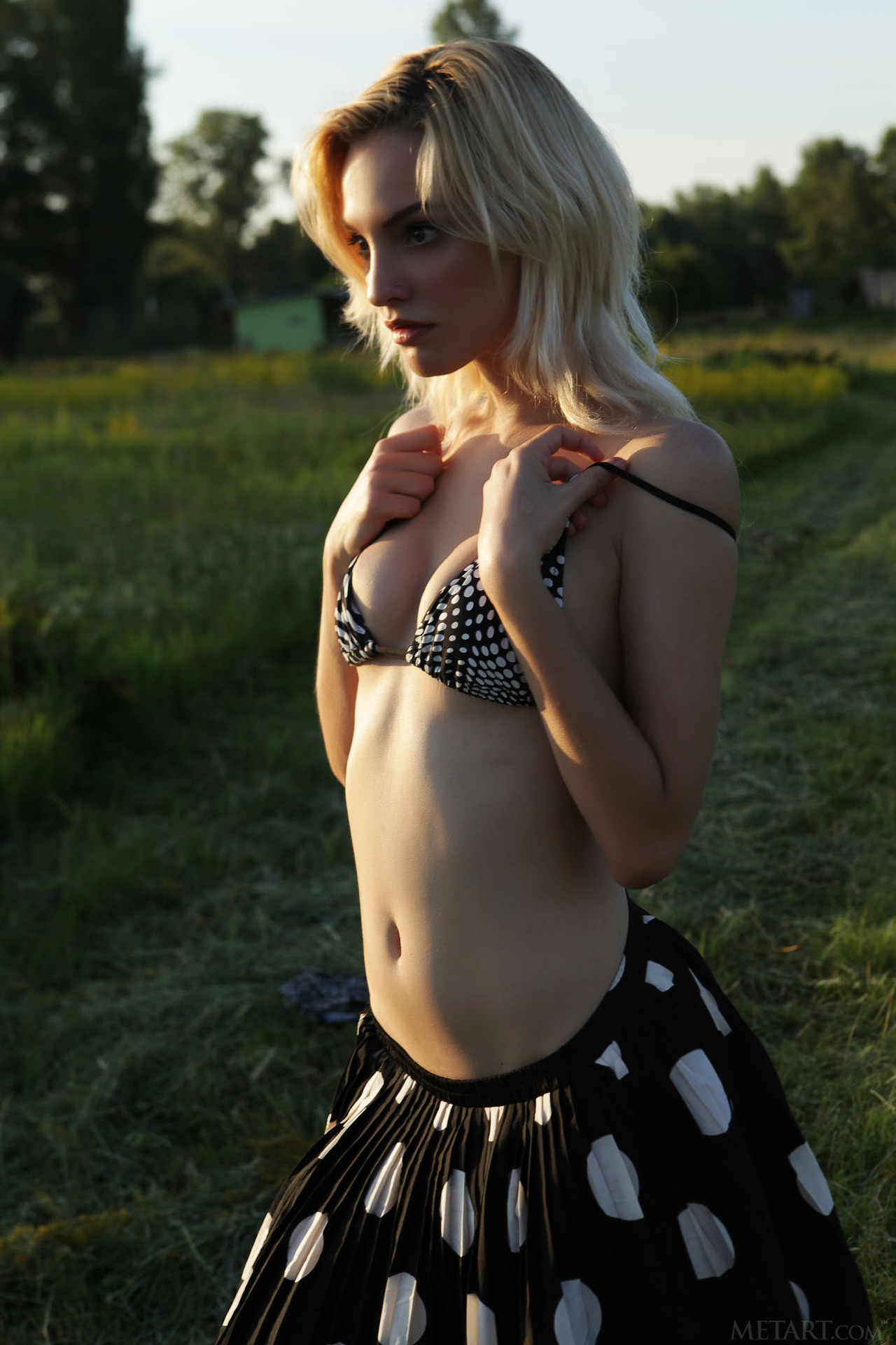 Ukrainian blonde whips off her bra 02