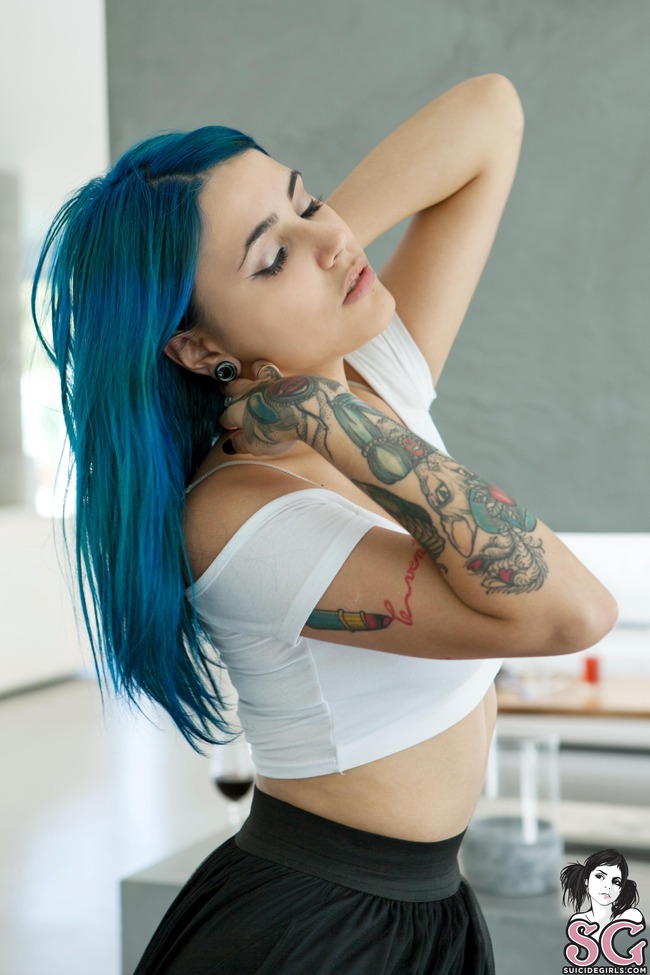 Mendacia Suicide 14