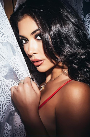 Arianny Celeste Sexy In Red Lingeries